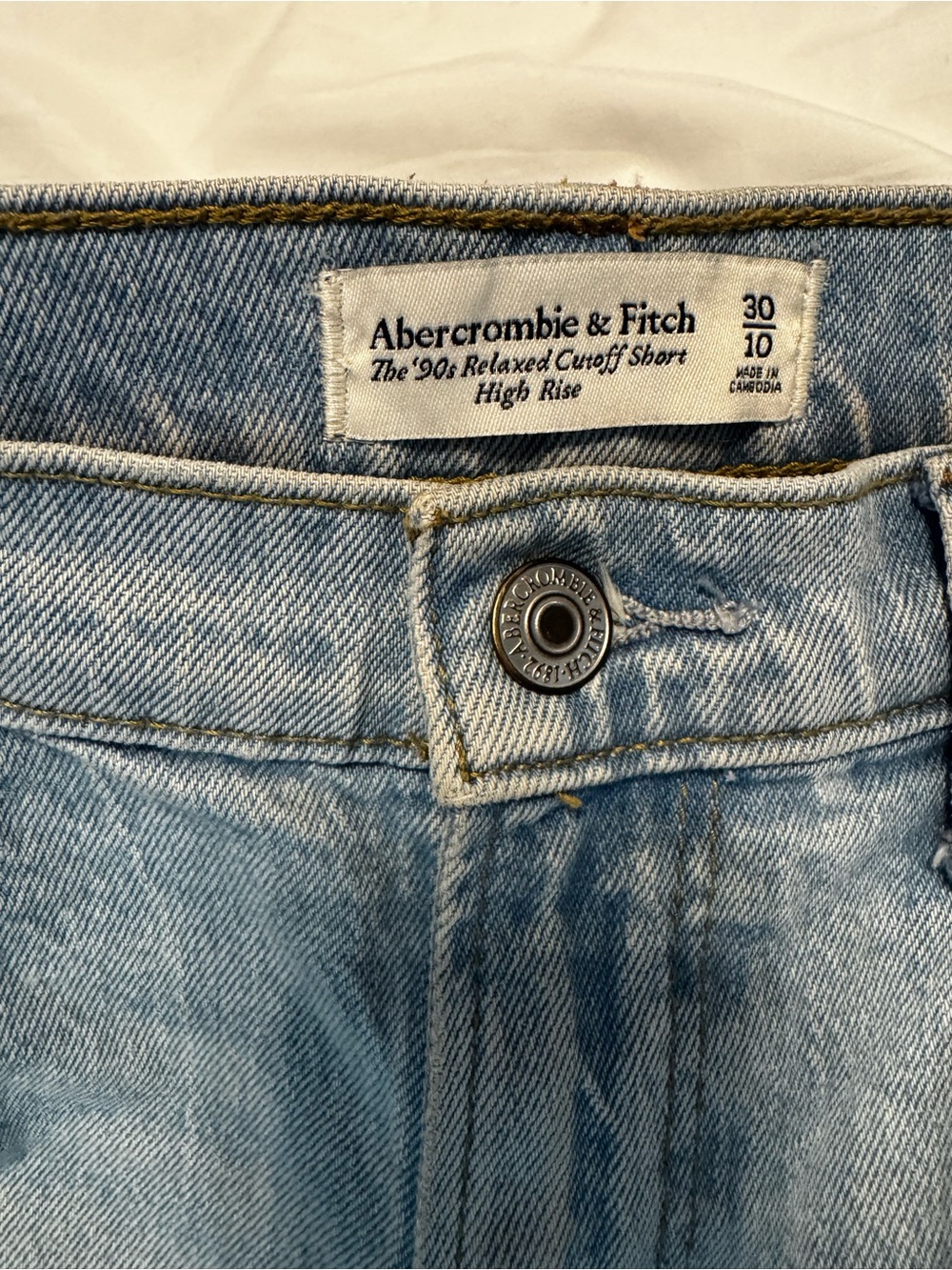 Abercrombie & Fitch Light Wash Denim Frayed Hem Shorts - Picture 2 of 3